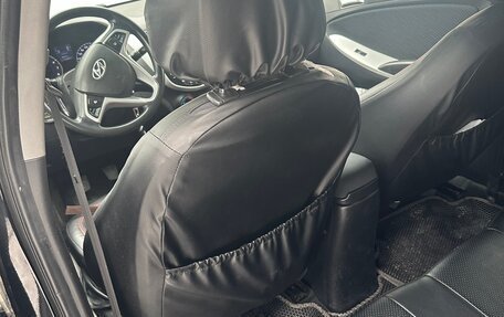 Hyundai Solaris II рестайлинг, 2011 год, 680 000 рублей, 8 фотография