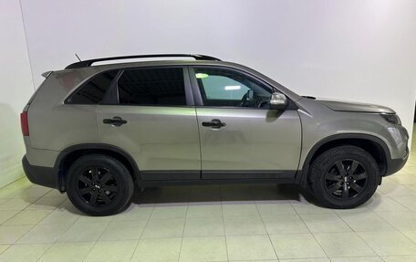 KIA Sorento II рестайлинг, 2010 год, 1 300 000 рублей, 26 фотография
