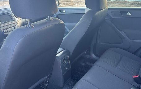 Volkswagen Tiguan I, 2011 год, 800 000 рублей, 10 фотография