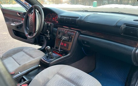 Audi A4, 1995 год, 178 300 рублей, 9 фотография