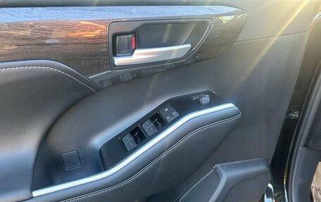 Toyota Highlander, 2025 год, 5 750 000 рублей, 7 фотография