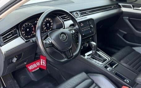 Volkswagen Passat B8 рестайлинг, 2019 год, 2 600 000 рублей, 13 фотография