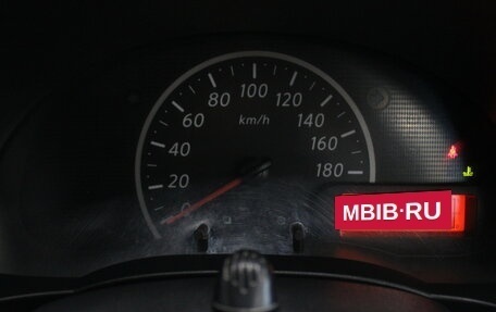 Nissan March IV, 2011 год, 573 000 рублей, 8 фотография