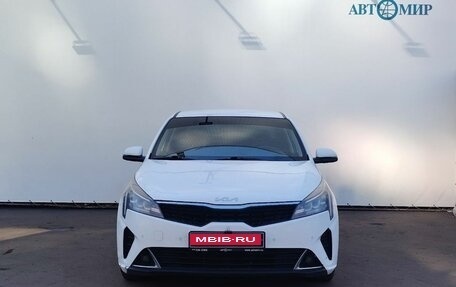 KIA Rio IV, 2022 год, 1 450 111 рублей, 2 фотография