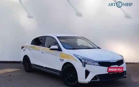 KIA Rio IV, 2022 год, 1 450 111 рублей, 3 фотография