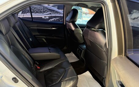 Toyota Camry, 2020 год, 2 970 000 рублей, 17 фотография