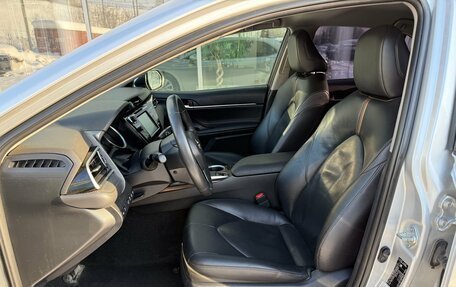 Toyota Camry, 2020 год, 2 970 000 рублей, 20 фотография