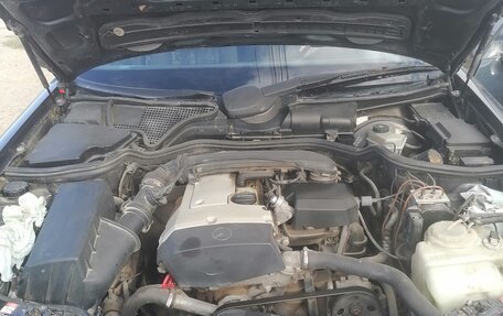 Mercedes-Benz E-Класс, 1997 год, 450 000 рублей, 7 фотография