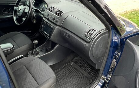 Skoda Fabia II, 2010 год, 450 000 рублей, 7 фотография