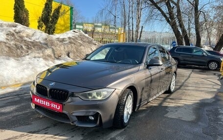 BMW 3 серия, 2012 год, 1 300 000 рублей, 4 фотография