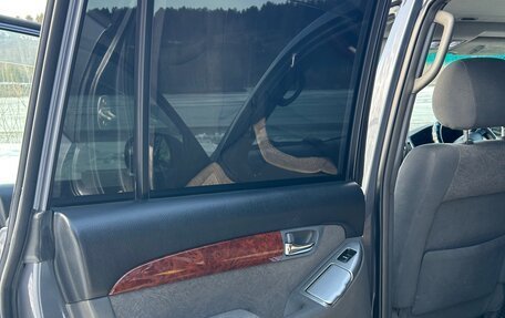 Toyota Land Cruiser Prado 120 рестайлинг, 2005 год, 2 500 000 рублей, 6 фотография