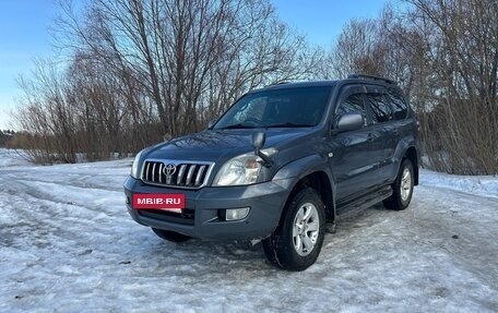 Toyota Land Cruiser Prado 120 рестайлинг, 2005 год, 2 500 000 рублей, 2 фотография