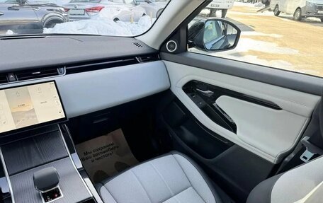 Land Rover Range Rover Evoque II, 2025 год, 6 450 000 рублей, 15 фотография