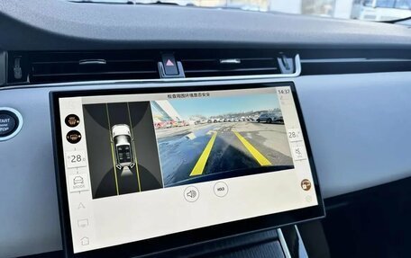 Land Rover Range Rover Evoque II, 2025 год, 6 450 000 рублей, 8 фотография