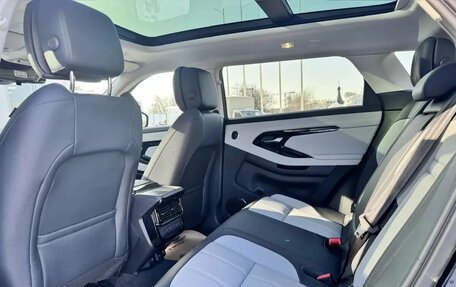 Land Rover Range Rover Evoque II, 2025 год, 6 450 000 рублей, 12 фотография