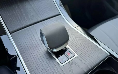 Land Rover Range Rover Evoque II, 2025 год, 6 450 000 рублей, 7 фотография