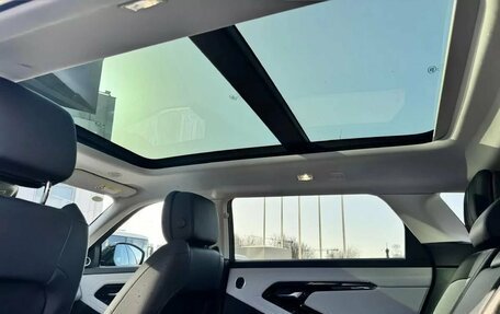 Land Rover Range Rover Evoque II, 2025 год, 6 450 000 рублей, 19 фотография