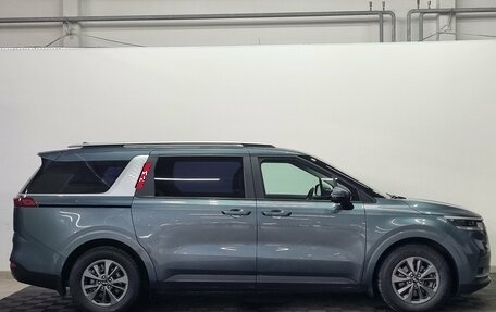 KIA Carnival, 2021 год, 3 596 000 рублей, 2 фотография