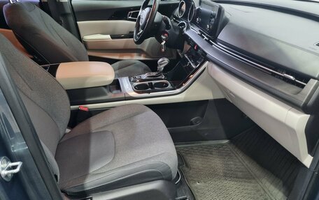 KIA Carnival, 2021 год, 3 596 000 рублей, 4 фотография