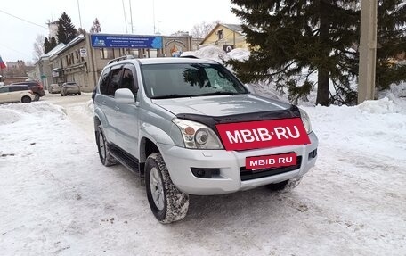 Toyota Land Cruiser Prado 120 рестайлинг, 2003 год, 1 800 000 рублей, 2 фотография
