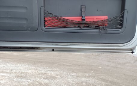 Toyota Land Cruiser Prado 120 рестайлинг, 2003 год, 1 800 000 рублей, 15 фотография