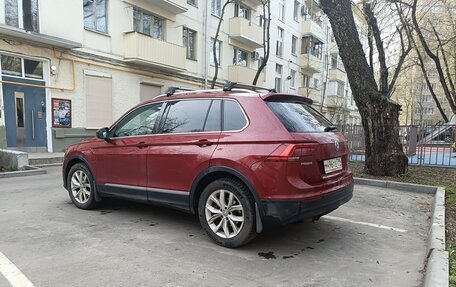 Volkswagen Tiguan II, 2020 год, 3 000 000 рублей, 6 фотография