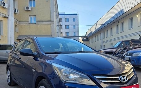 Hyundai Solaris II рестайлинг, 2015 год, 1 050 000 рублей, 3 фотография