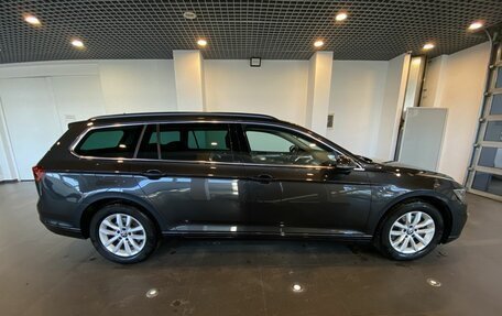 Volkswagen Passat B8 рестайлинг, 2023 год, 2 890 000 рублей, 2 фотография