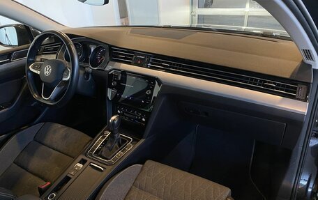 Volkswagen Passat B8 рестайлинг, 2023 год, 2 890 000 рублей, 12 фотография