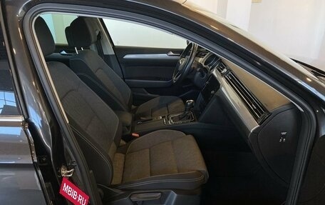 Volkswagen Passat B8 рестайлинг, 2023 год, 2 890 000 рублей, 29 фотография