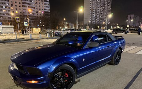 Ford Mustang VI рестайлинг, 2006 год, 2 650 000 рублей, 1 фотография
