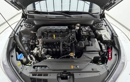 Hyundai Elantra, 2023 год, 1 520 000 рублей, 14 фотография