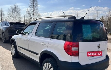 Skoda Yeti I рестайлинг, 2012 год, 1 000 000 рублей, 3 фотография