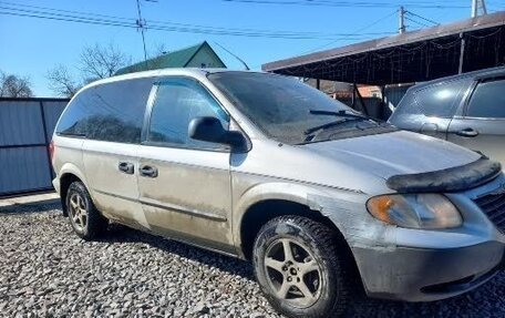 Chrysler Voyager IV, 2001 год, 160 000 рублей, 2 фотография