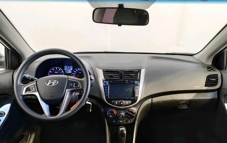 Hyundai Solaris II рестайлинг, 2015 год, 1 189 000 рублей, 8 фотография