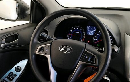 Hyundai Solaris II рестайлинг, 2015 год, 1 189 000 рублей, 11 фотография