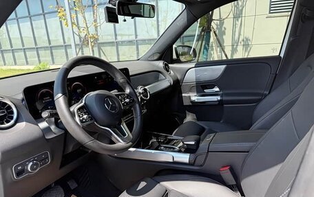 Mercedes-Benz GLB, 2021 год, 2 320 000 рублей, 7 фотография