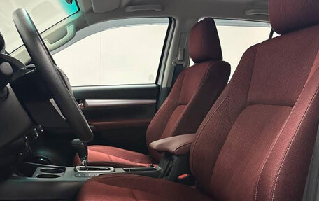 Toyota Hilux VIII, 2026 год, 5 790 000 рублей, 18 фотография