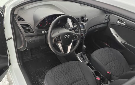 Hyundai Solaris II рестайлинг, 2015 год, 845 000 рублей, 9 фотография