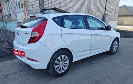 Hyundai Solaris II рестайлинг, 2015 год, 845 000 рублей, 4 фотография