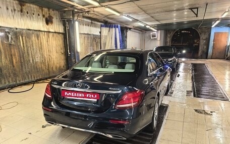 Mercedes-Benz E-Класс, 2017 год, 4 100 000 рублей, 4 фотография