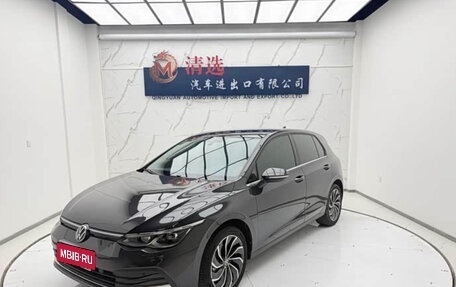 Volkswagen Golf VIII, 2022 год, 1 720 000 рублей, 1 фотография