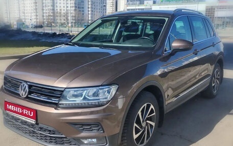 Volkswagen Tiguan II, 2018 год, 2 680 000 рублей, 1 фотография