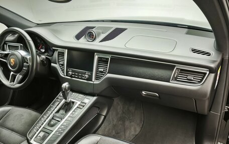 Porsche Macan I рестайлинг, 2016 год, 2 990 000 рублей, 16 фотография