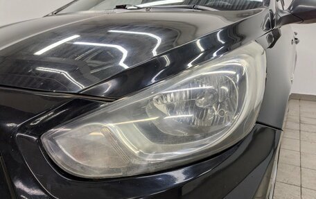 Hyundai Solaris II рестайлинг, 2013 год, 900 000 рублей, 25 фотография