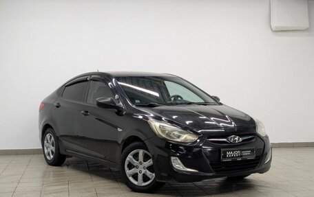 Hyundai Solaris II рестайлинг, 2013 год, 900 000 рублей, 26 фотография