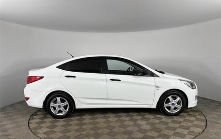 Hyundai Solaris II рестайлинг, 2015 год, 1 130 000 рублей, 4 фотография