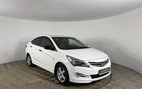 Hyundai Solaris II рестайлинг, 2015 год, 1 130 000 рублей, 3 фотография