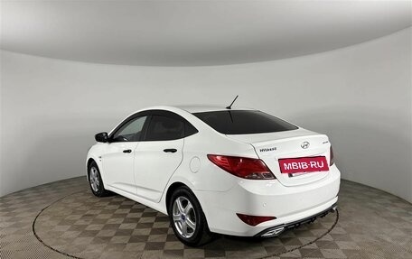Hyundai Solaris II рестайлинг, 2015 год, 1 130 000 рублей, 7 фотография