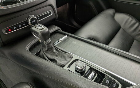 Volvo XC90 II рестайлинг, 2019 год, 4 750 000 рублей, 29 фотография